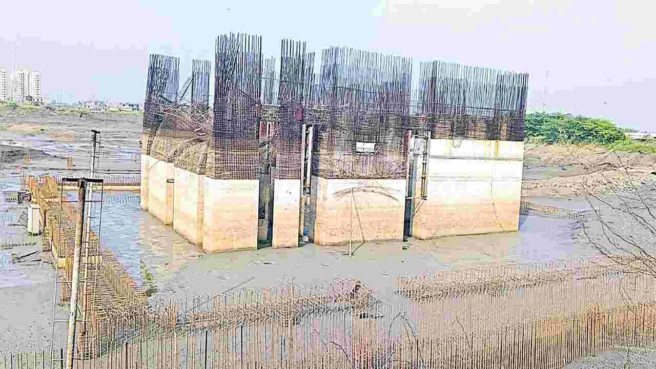 అమరావతి సచివాలయ భవనాల పునాది ధృఢతకు నిదర్శనం