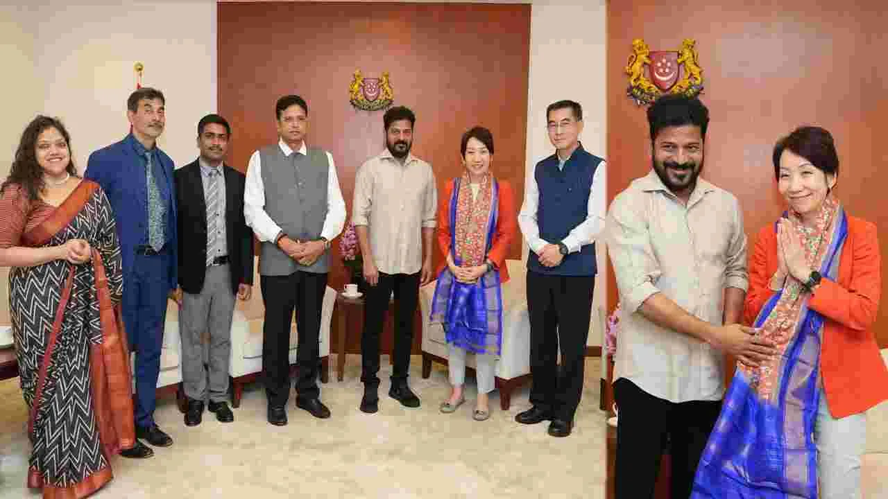 సింగపూర్ పర్యటనలో సీఎం రేవంత్ రెడ్డి: తెలంగాణ, సింగపూర్ సహకార అవకాశాలపై చర్చలు